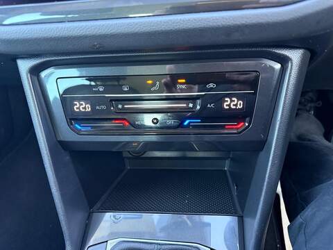 Volkswagen Tiguan 1.5 TSI Life Euro 6 (s/s) 5dr - U80004