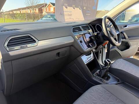Volkswagen Tiguan 1.5 TSI Life Euro 6 (s/s) 5dr - U80004