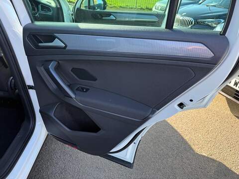 Volkswagen Tiguan 1.5 TSI Life Euro 6 (s/s) 5dr - U80004