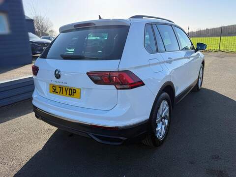 Volkswagen Tiguan 1.5 TSI Life Euro 6 (s/s) 5dr - U80004