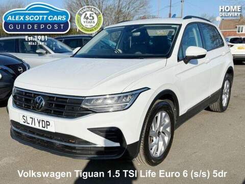 Volkswagen Tiguan Captur evolution SUV 1 Automatic Petrol Hybrid
