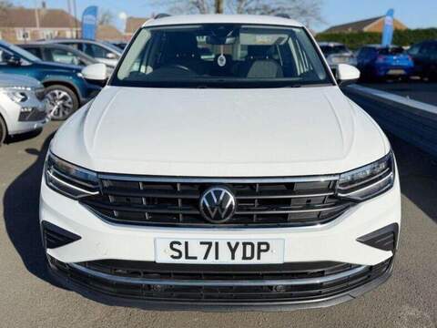 Volkswagen Tiguan 1.5 TSI Life Euro 6 (s/s) 5dr - U80004