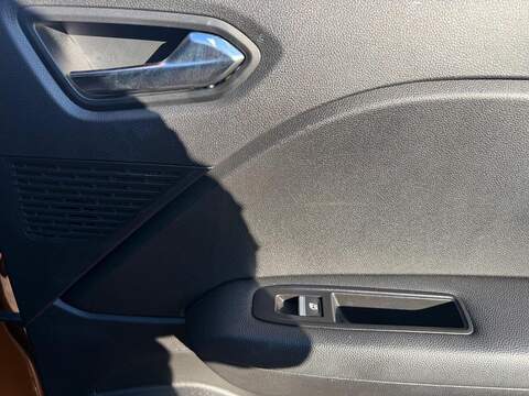 Renault Captur Blue dCi S Edition SUV 1.5 Manual Diesel - U80005