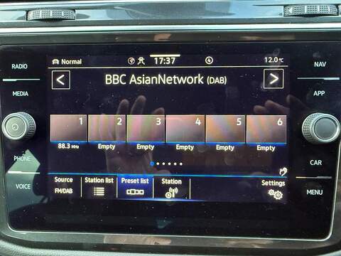 Volkswagen Tiguan 2.0 TDI R-Line DSG Euro 6 (s/s) 5dr - U80006