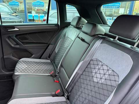 Volkswagen Tiguan 2.0 TDI R-Line DSG Euro 6 (s/s) 5dr - U80006