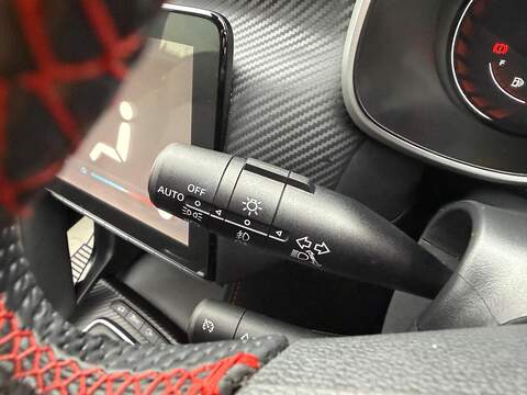 MG MG ZS 1.5 VTi-TECH Exclusive Euro 6 (s/s) 5dr - U80013