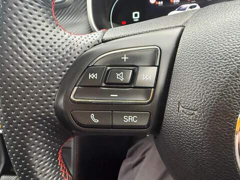 MG MG ZS 1.5 VTi-TECH Exclusive Euro 6 (s/s) 5dr - U80013