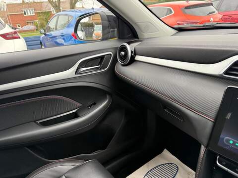 MG MG ZS 1.5 VTi-TECH Exclusive Euro 6 (s/s) 5dr - U80013