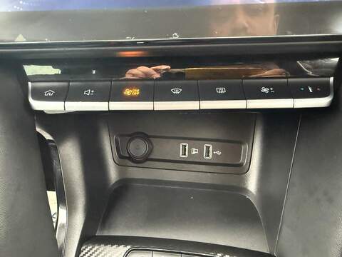 MG MG ZS 1.5 VTi-TECH Exclusive Euro 6 (s/s) 5dr - U80013