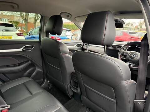 MG MG ZS 1.5 VTi-TECH Exclusive Euro 6 (s/s) 5dr - U80013