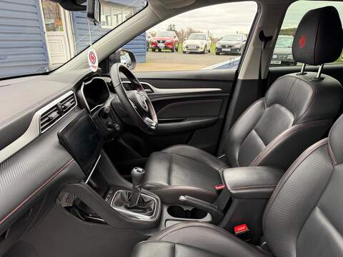 MG MG ZS 1.5 VTi-TECH Exclusive Euro 6 (s/s) 5dr - U80013