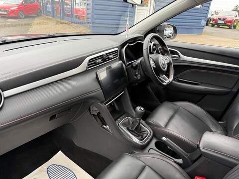 MG MG ZS 1.5 VTi-TECH Exclusive Euro 6 (s/s) 5dr - U80013