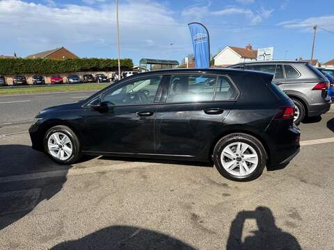 Volkswagen Golf 1.5 TSI Life Euro 6 (s/s) 5dr - U80014