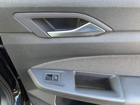 Volkswagen Golf 1.5 TSI Life Euro 6 (s/s) 5dr - U80014