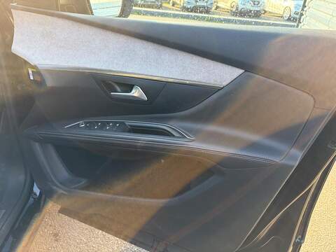 Peugeot 5008 1.5 BlueHDi GT EAT Euro 6 (s/s) 5dr - U80015