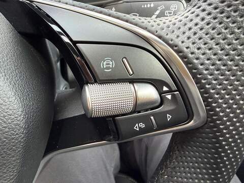 Skoda Kamiq 1.0 TSI Design Edition Euro 6 (s/s) 5dr - U80016