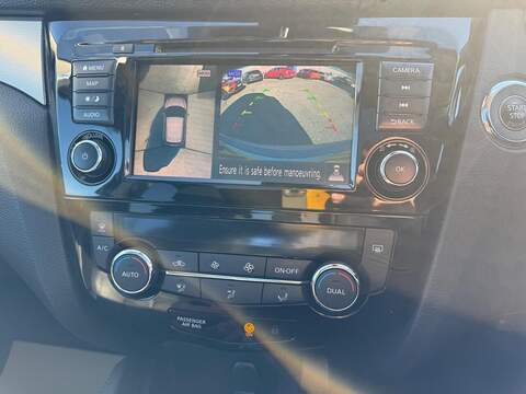 Nissan Qashqai 1.3 DIG-T N-Motion SUV 5dr Petrol Manual Euro 6 (s/s) (140 ps) - U80017