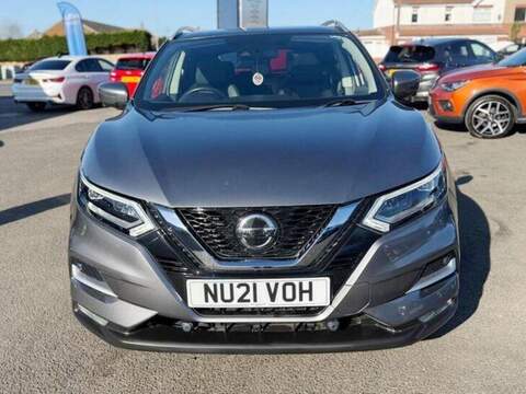 Nissan Qashqai 1.3 DIG-T N-Motion SUV 5dr Petrol Manual Euro 6 (s/s) (140 ps) - U80017