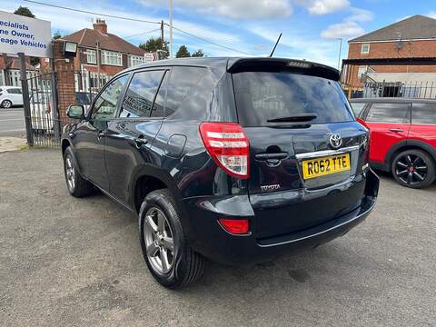 Toyota RAV4 2.2 D-4D XT-R SUV 5dr Diesel Manual 4WD Euro 5 (150 ps) - U80019