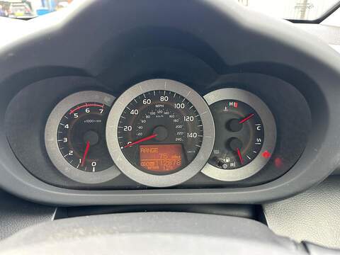 Toyota RAV4 2.2 D-4D XT-R SUV 5dr Diesel Manual 4WD Euro 5 (150 ps) - U80019