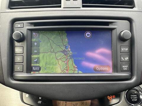 Toyota RAV4 2.2 D-4D XT-R SUV 5dr Diesel Manual 4WD Euro 5 (150 ps) - U80019