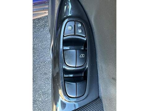 Nissan Juke 1.2 DIG-T Acenta Premium Euro 6 (s/s) 5dr - U80027
