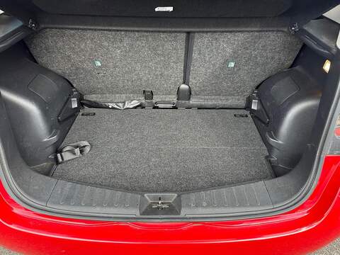 Nissan Note 1.2 DIG-S Tekna Euro 6 (s/s) 5dr - U80028