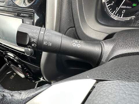 Nissan Note 1.2 DIG-S Tekna Euro 6 (s/s) 5dr - U80028