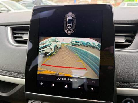 Renault Zoe R135 EV50 52kWh Iconic Auto 5dr (Boost Charge) - U80032