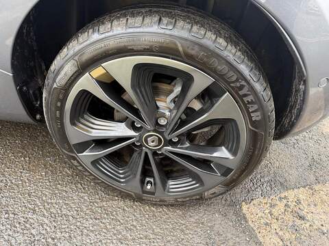 Renault Zoe R135 EV50 52kWh Iconic Auto 5dr (Boost Charge) - U80032