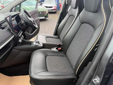 Renault Zoe R135 EV50 52kWh Iconic Auto 5dr (Boost Charge) - U80032