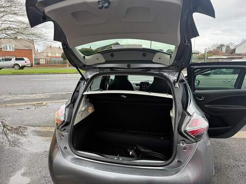Renault Zoe R135 EV50 52kWh Iconic Auto 5dr (Boost Charge) - U80032