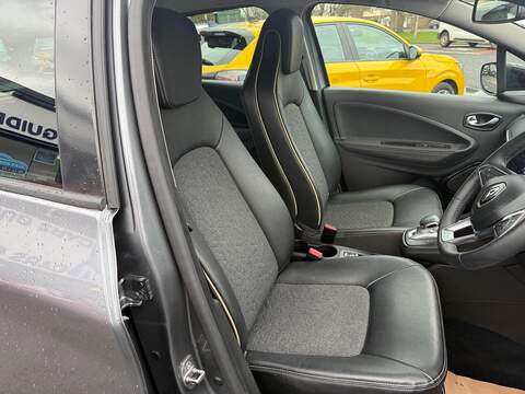 Renault Zoe R135 EV50 52kWh Iconic Auto 5dr (Boost Charge) - U80032