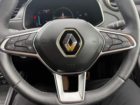 Renault Zoe R135 EV50 52kWh Iconic Auto 5dr (Boost Charge) - U80032