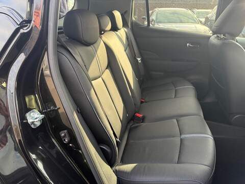 Nissan Leaf 59kWh e+ Tekna Auto 5dr - U80036