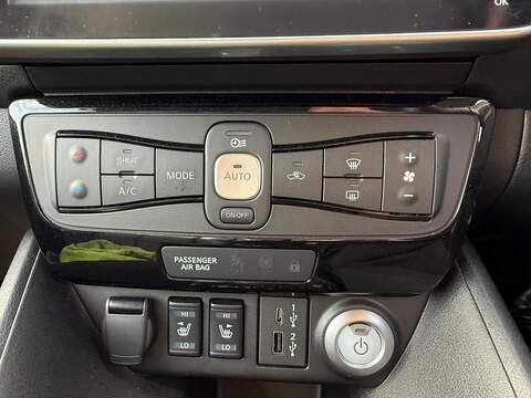 Nissan Leaf 59kWh e+ Tekna Auto 5dr - U80036