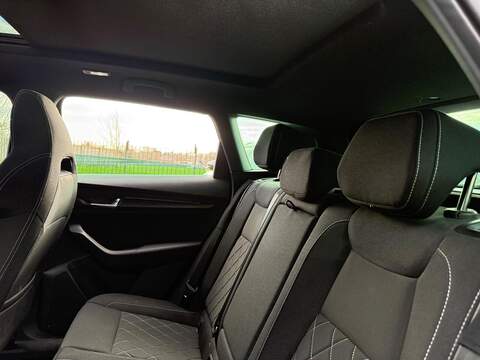 Skoda Karoq 1.5 TSI ACT SportLine DSG Euro 6 (s/s) 5dr - U80037