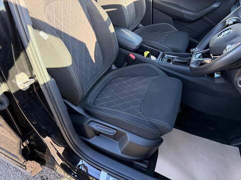 Skoda Karoq 1.5 TSI ACT SportLine DSG Euro 6 (s/s) 5dr - U80037