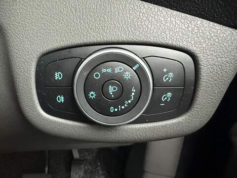 Ford Tourneo Connect Tourneo Connect Titanium MPV 1 Automatic Diesel - U80050