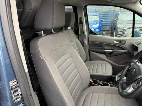 Ford Tourneo Connect Tourneo Connect Titanium MPV 1 Automatic Diesel - U80050