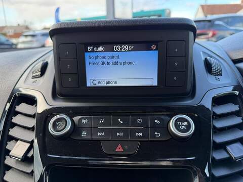 Ford Tourneo Connect Tourneo Connect Titanium MPV 1 Automatic Diesel - U80050