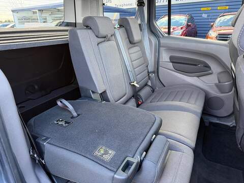 Ford Tourneo Connect Tourneo Connect Titanium MPV 1 Automatic Diesel - U80050