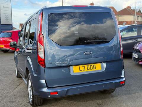 Ford Tourneo Connect Tourneo Connect Titanium MPV 1 Automatic Diesel - U80050