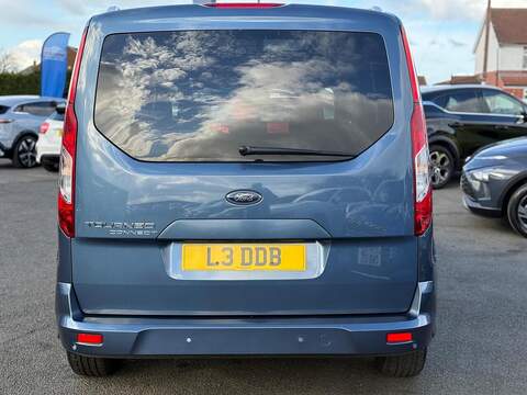 Ford Tourneo Connect Tourneo Connect Titanium MPV 1 Automatic Diesel - U80050