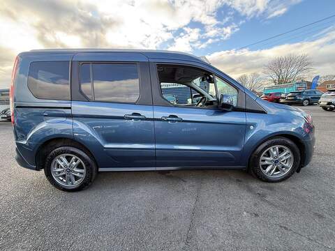 Ford Tourneo Connect Tourneo Connect Titanium MPV 1 Automatic Diesel - U80050