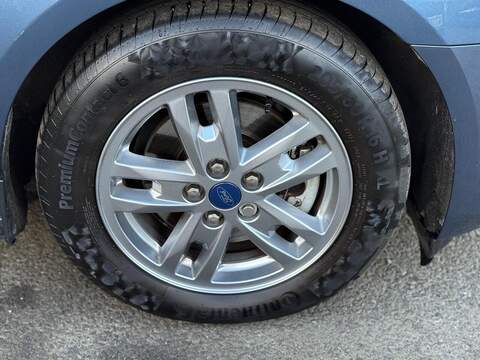 Ford Tourneo Connect Tourneo Connect Titanium MPV 1 Automatic Diesel - U80050