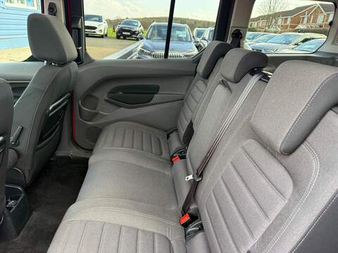 Ford Grand Tourneo Connect 1.5 EcoBlue Titanium Auto Euro 6 (s/s) 5dr - U80053