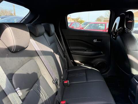 Nissan Juke 1.0 DIG-T Tekna Euro 6 (s/s) 5dr - U80055