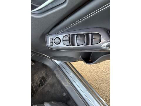 Nissan Juke 1.0 DIG-T Tekna Euro 6 (s/s) 5dr - U80055