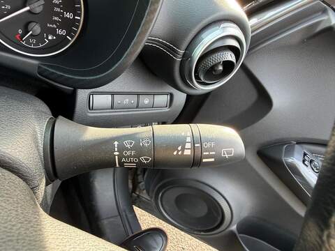 Nissan Juke 1.0 DIG-T Tekna Euro 6 (s/s) 5dr - U80055